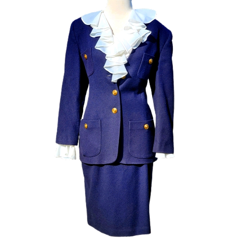 Classic Blue Oleg Cassini Suit 8 Petite
